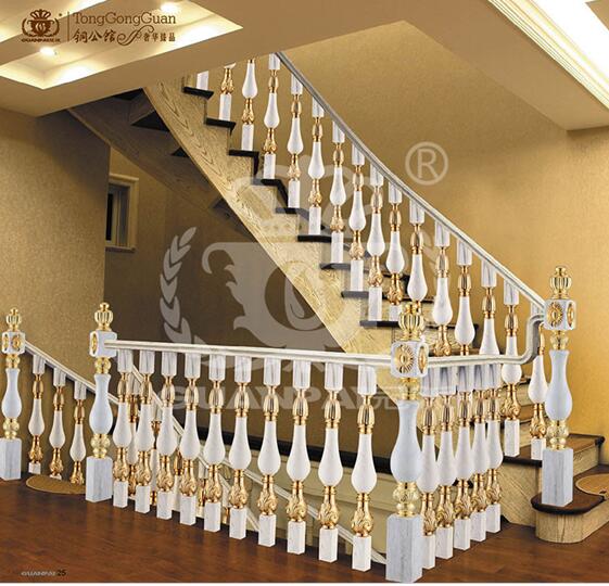铜楼梯